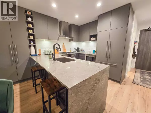 Port Moody, BC V3H0L9,3131 MURRAY ST #224