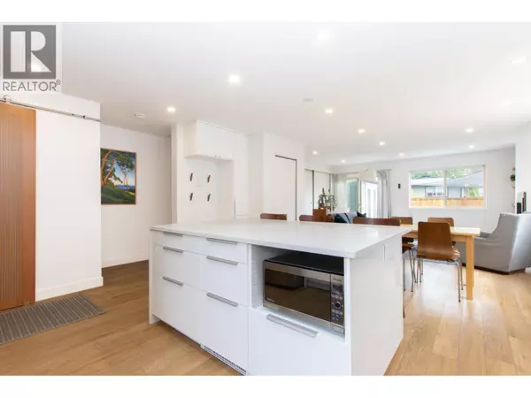 Brackendale, BC V0N1H0,41450 GOVERNMENT RD #10