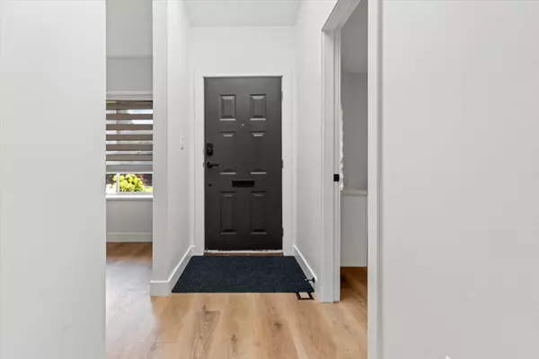 Abbotsford, BC V2S7X6,3054 TRAFALGAR ST #17