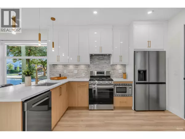 Vancouver, BC V5M1H3,2705 EAST 3RD AVE #1