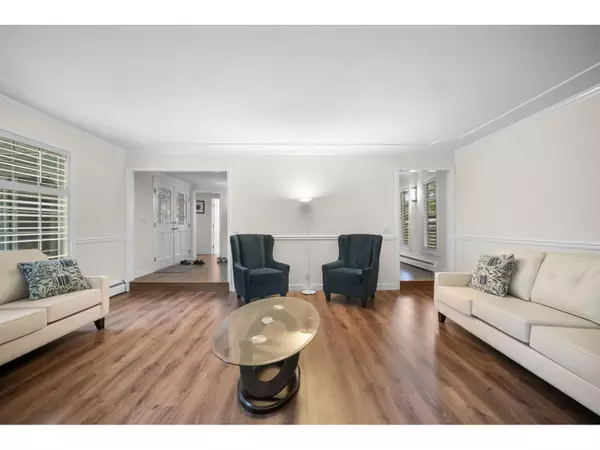 Surrey, BC V3X2Z8,13866 56 AVENUE