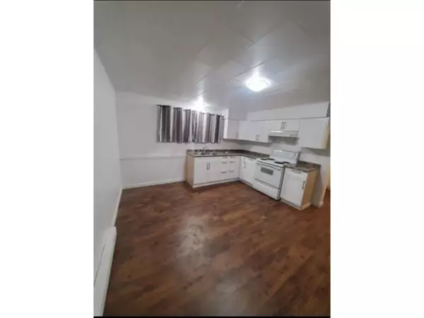 Surrey, BC V3V2B8,11610 97 #11606