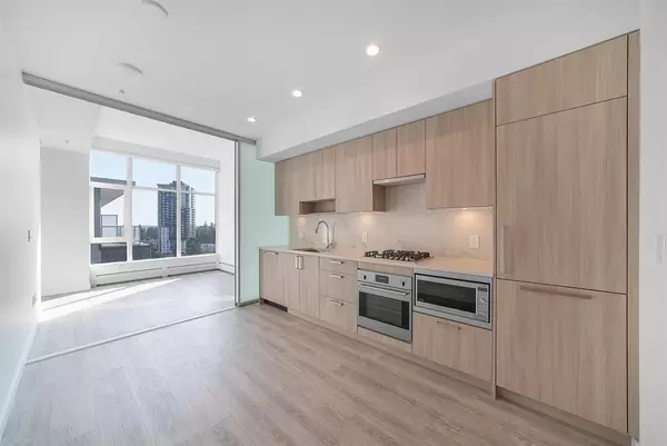 Surrey, BC V3T0S1,13350 CENTRAL AVE #1314