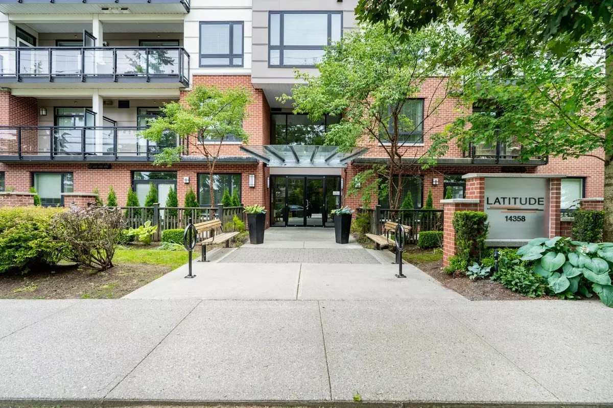 Surrey, BC V3X0G3,14358 60 AVE #214