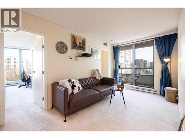 Richmond, BC V6X4C6,5911 ALDERBRIDGE WAY #904