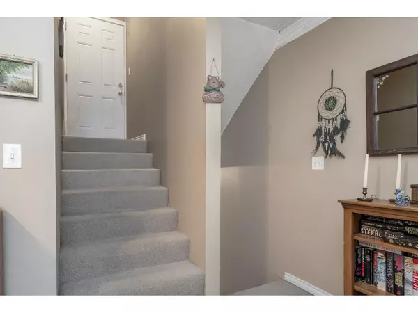 Surrey, BC V3S1V2,17712 60 AVE #70