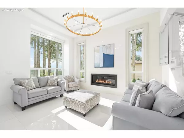 Surrey, BC V3S3B5,5585 148 STREET