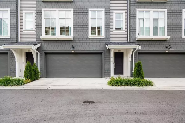 Surrey, BC V3X0L1,14151 58A AVE #51