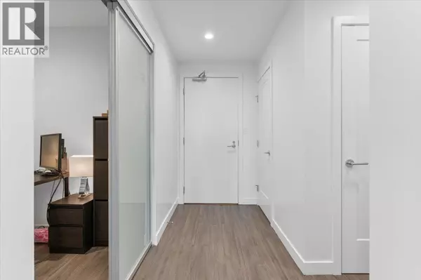 Burnaby, BC V5C0M1,2311 BETA AVE #509