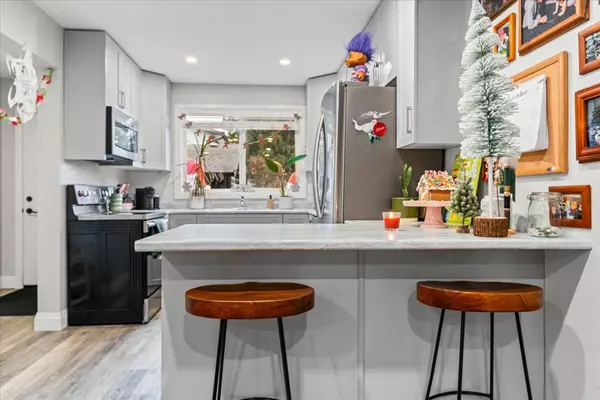 Chilliwack, BC V2P3C3,45927 LEWIS AVE #13