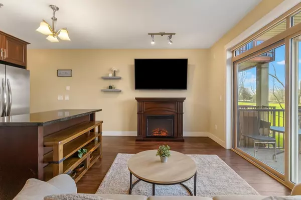 Langley, BC V2Y0K5,8328 207A ST #216