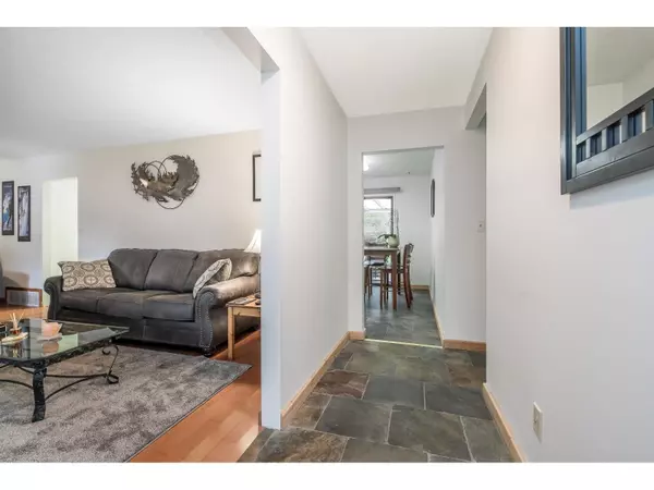 Langley, BC V3A3C3,19891 43A AVENUE