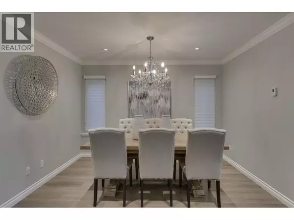 Vancouver, BC V6R1X3,4560 W 7TH AVENUE