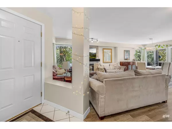 Surrey, BC V3W1K4,13900 HYLAND RD #232