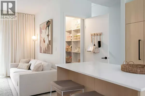 North Vancouver, BC V7H0E3,2045 HERITAGE PARK LN #125