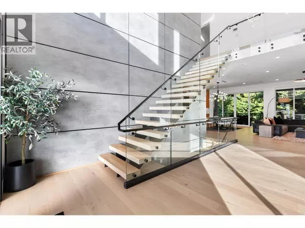 Port Moody, BC V3H4L6,8 CREEKSTONE PLACE