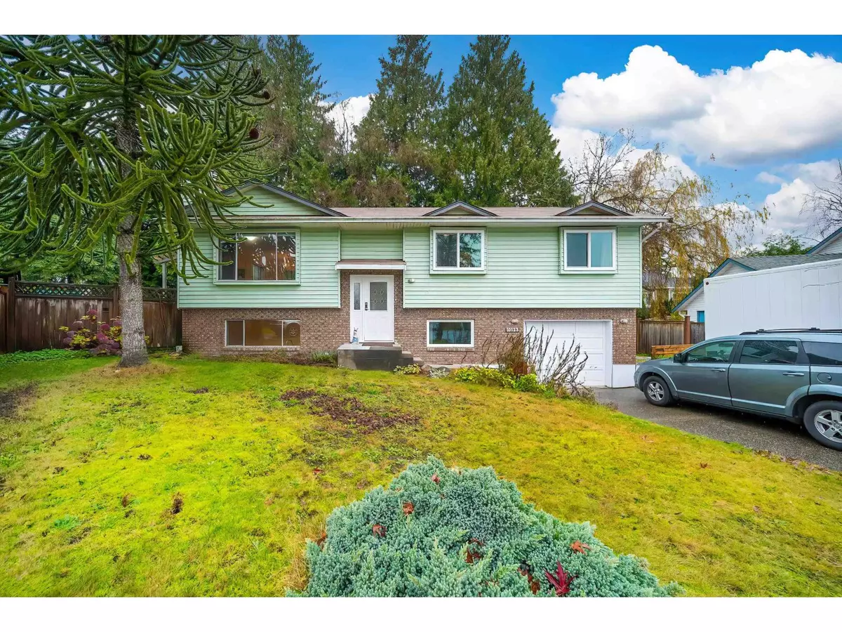 Surrey, BC V4N2P8,10123 158A STREET