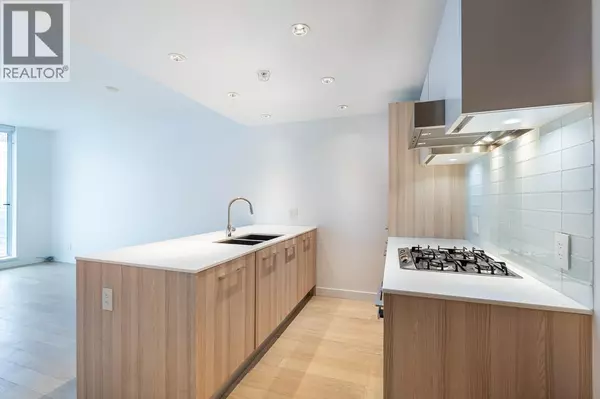 Vancouver, BC V5N2T7,2220 KINGSWAY #1601