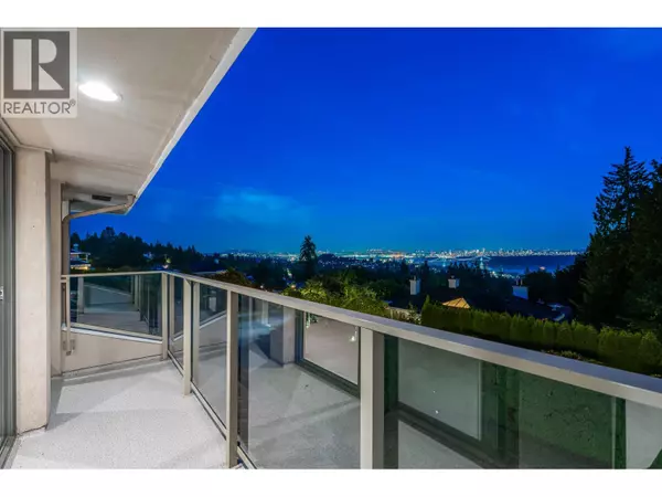 West Vancouver, BC V7S3G5,1595 TYROL COURT