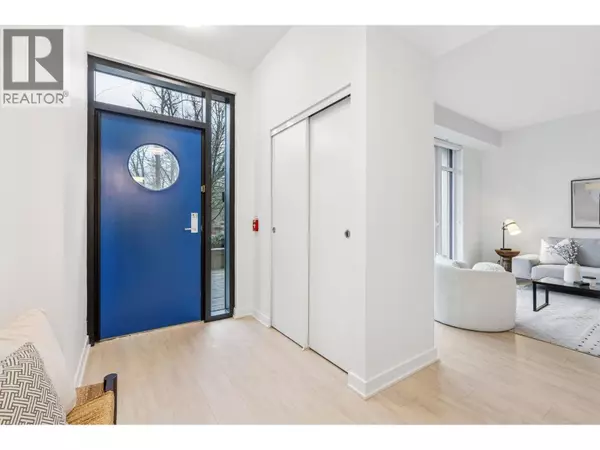 North Vancouver, BC V7J1H3,TH1431 HUNTER STREET