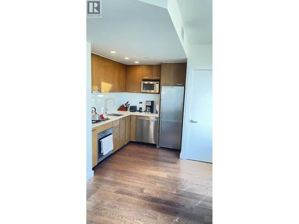 Vancouver, BC V6B0L1,1372 SEYMOUR ST #3107