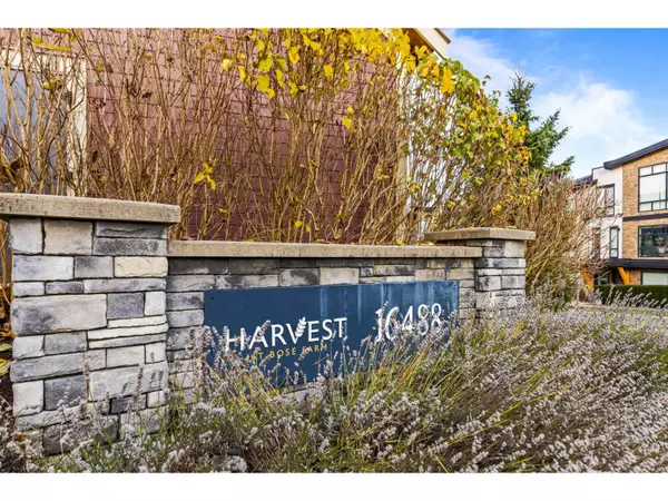 Surrey, BC V3S6X6,16488 64 AVE #201