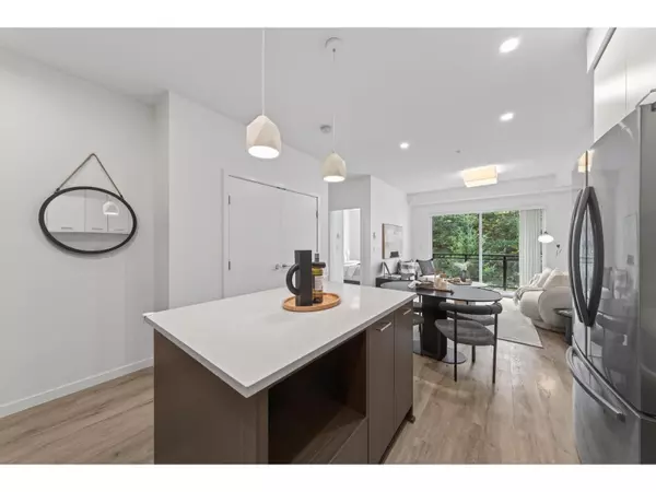 Langley, BC V2Y0Y3,20087 68 AVE #B208