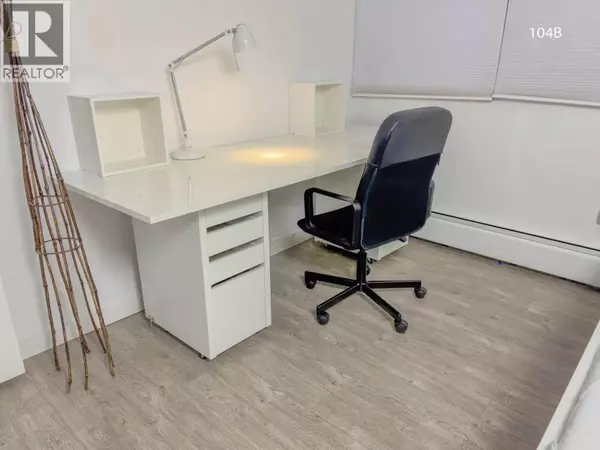 Burnaby, BC V5B1R1,5340 HASTINGS ST #104