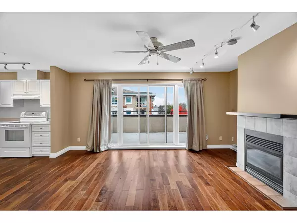 Surrey, BC V3W0W6,7505 138 ST #405