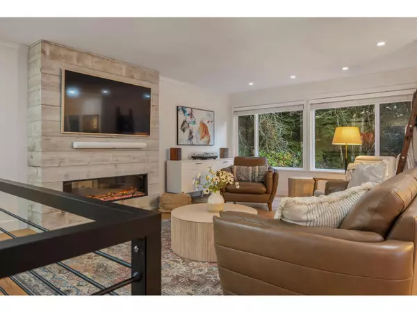 Delta, BC V4C6X3,7403 BARRYMORE DRIVE