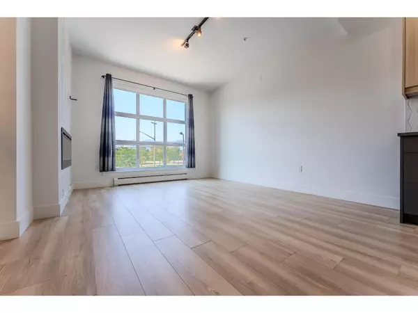 Chilliwack, BC V2P2R2,46376 YALE RD #2