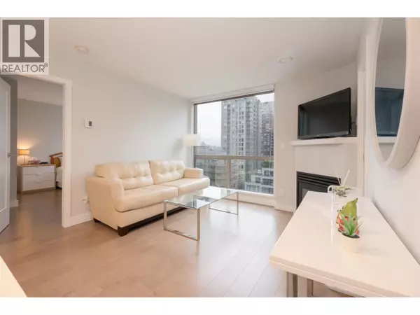 Vancouver, BC V6B6P6,928 RICHARDS ST #1006