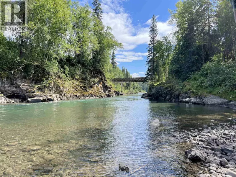 30 SEVENTEEN MILE ROAD, Hazelton, BC V0J1Y5