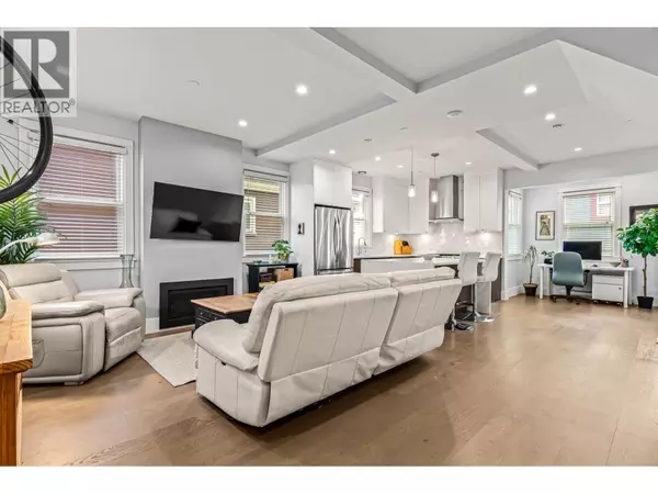 Vancouver, BC V6A3N4,437 VERNON DRIVE