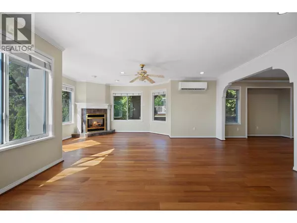 Burnaby, BC V5J5L7,8419 MCGREGOR AVENUE