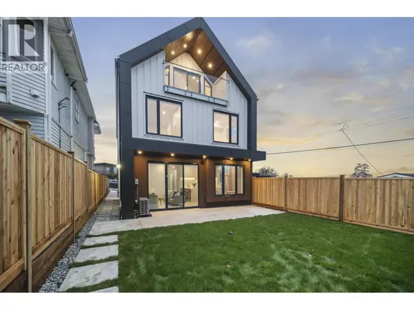 Vancouver, BC V5K1V4,3623 TRIUMPH ST #2