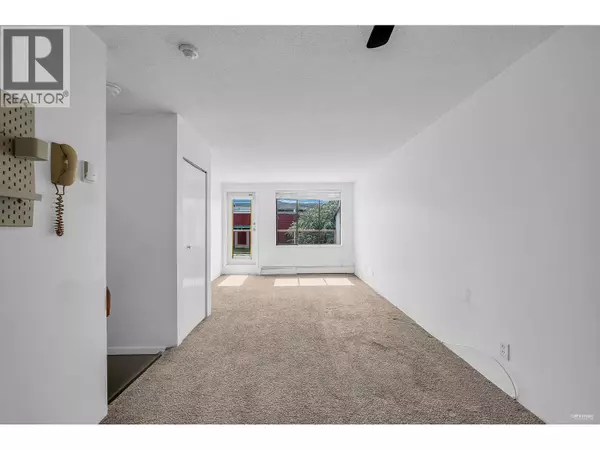 New Westminster, BC V3M1N2,812 MILTON ST #108