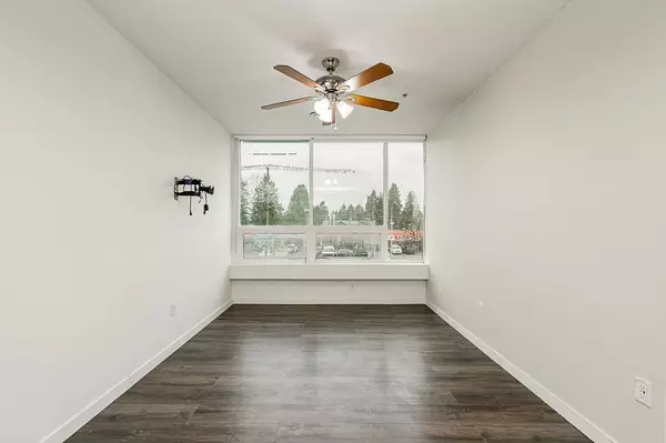 Surrey, BC V3W4B8,9278 120 #210