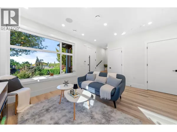 Vancouver, BC V5N5J1,4320 NANAIMO STREET