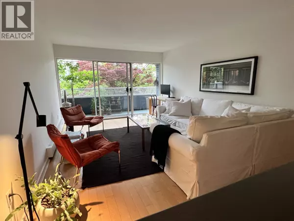 Vancouver, BC V6R4H8,3875 West 4TH AVE #214