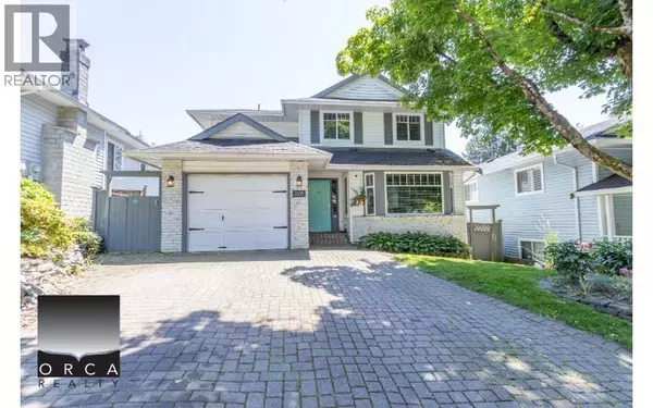 3335 APEX PLACE, North Vancouver, BC V7H2R5