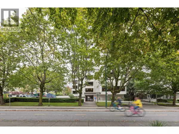 1995 BEACH AVE #301, Vancouver, BC V6G2Y3