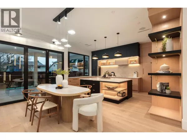 Coquitlam, BC V3J5B9,881 PORTER STREET