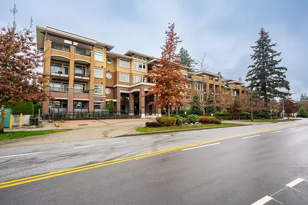 Surrey, BC V4A4S2,1975 154 ST #109