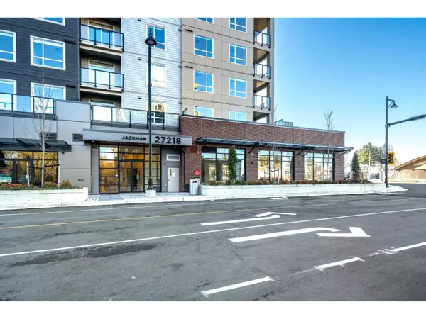 Langley, BC V4W0E4,27218 ALDERGROVE TOWN CENTRE DR #404