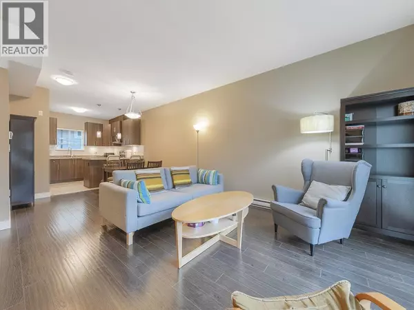 Burnaby, BC V5G1E5,3888 NORFOLK ST #226