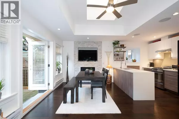 North Vancouver, BC V7L2E1,250 E 10TH STREET