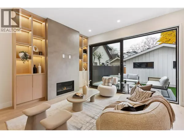 Vancouver, BC V5Y2C8,448 West 20TH AVE #2