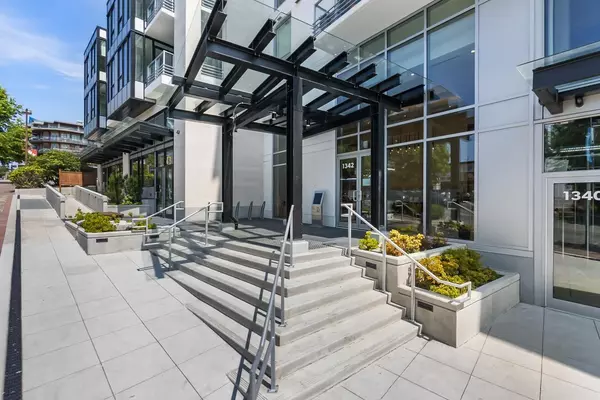 1342 JOHNSTON RD #601, White Rock, BC V4B0C7