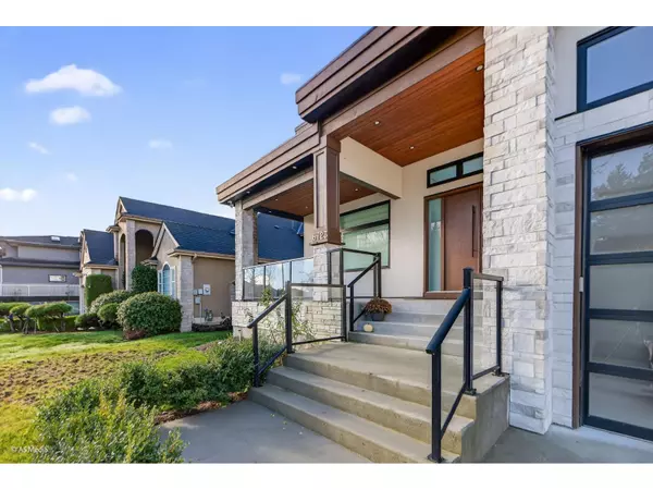 Surrey, BC V3W0L9,6723 122A STREET